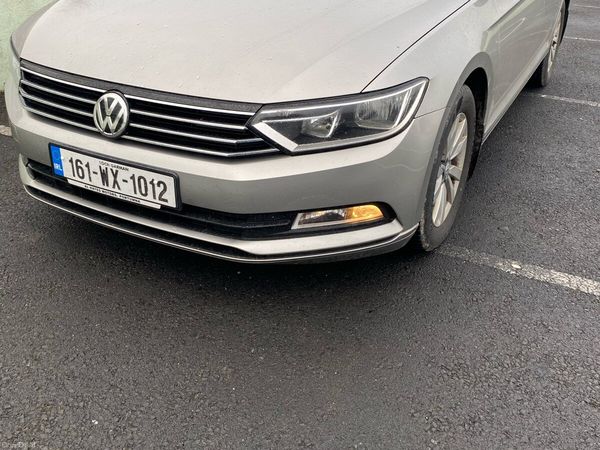 Volkswagen Passat Saloon, Diesel, 2016, Silver