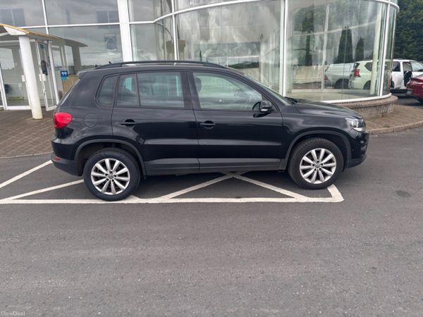 Volkswagen Tiguan SUV, Diesel, 2014, Black
