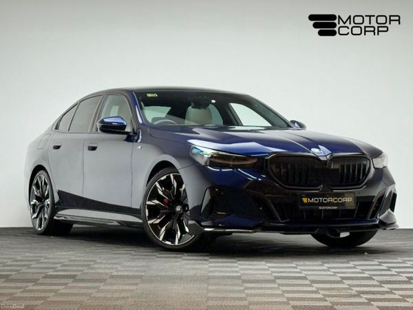 BMW 5-Series Saloon, Petrol Plug-in Hybrid, 2024, Blue