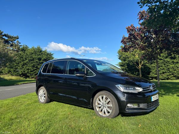 Volkswagen Touran MPV, Petrol, 2017, Black