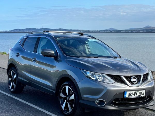 Nissan Qashqai Hatchback, Diesel, 2016, Grey