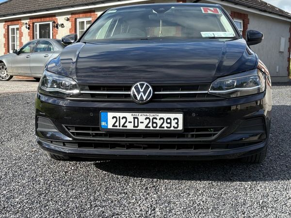 Volkswagen Polo Hatchback, Petrol, 2021, Black