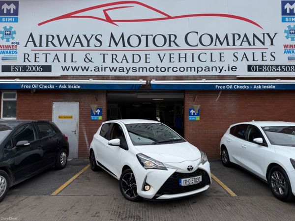 Toyota Yaris Hatchback, Petrol, 2017, White