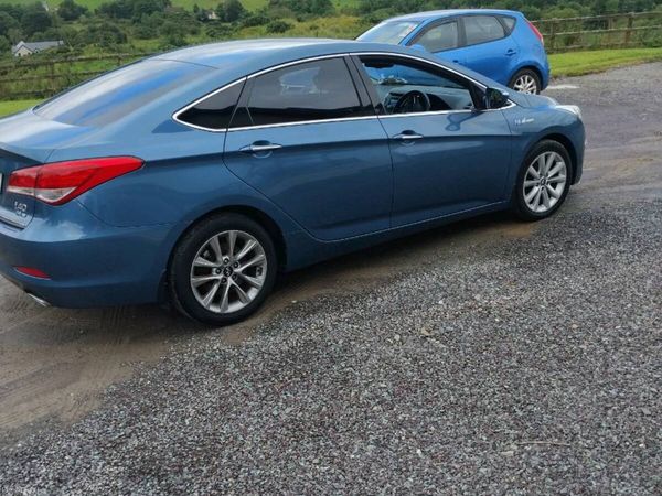 Hyundai i40 Saloon, Diesel, 2015, Blue