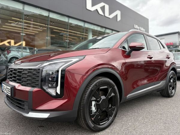 Kia Sportage SUV, Petrol Plug-in Hybrid, 2026, Red