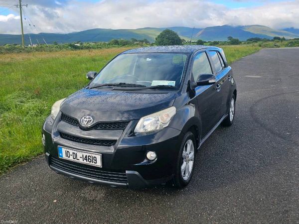 Toyota Urban Cruiser SUV, Petrol, 2010, Black