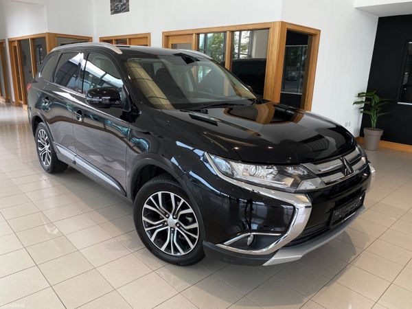Mitsubishi Outlander SUV, Diesel, 2018, Black