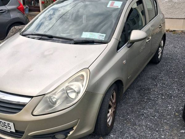 Opel Corsa Hatchback, Petrol, 2008, Silver