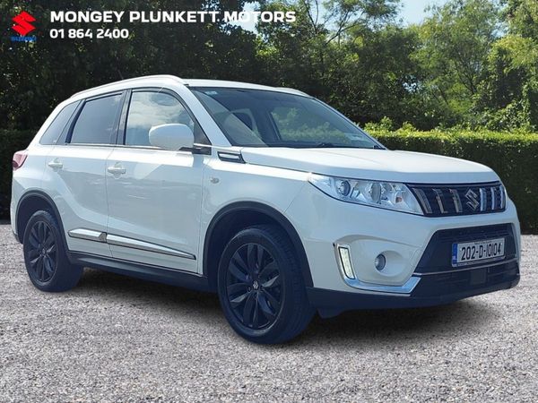Suzuki Vitara SUV, Petrol, 2020, White