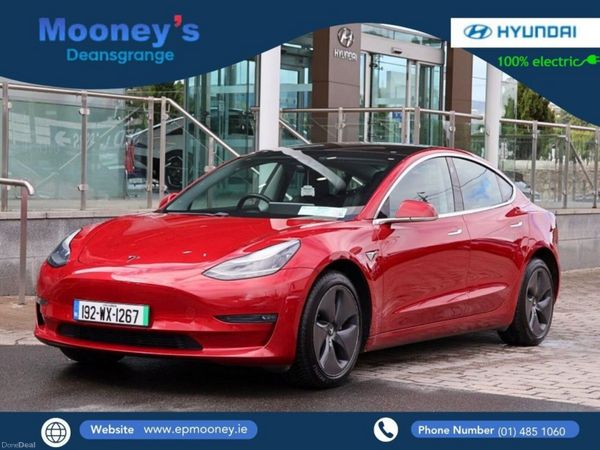Tesla Model 3 Saloon, Electric, 2019, Red