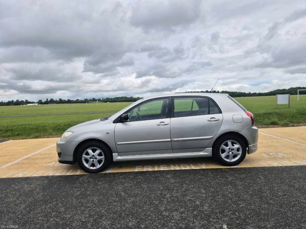 Toyota Corolla Hatchback, Petrol, 2006, Silver