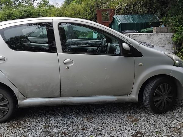 Toyota Aygo Hatchback, Petrol, 2007, Silver
