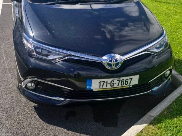 Toyota Auris Hatchback, Petrol Hybrid, 2017, Black