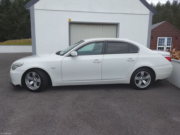 BMW 5-Series Saloon, Diesel, 2009, White