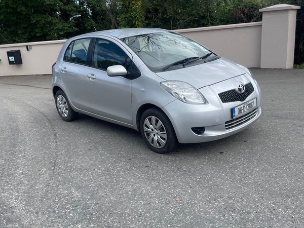 Toyota Yaris Hatchback, Diesel, 2006, Silver