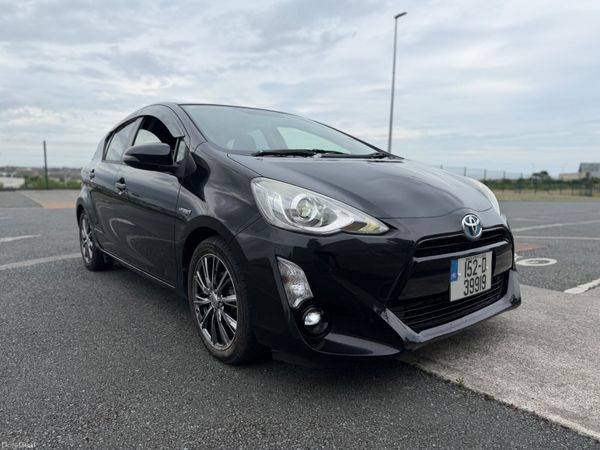 Toyota Aqua Hatchback, Petrol Hybrid, 2015, Black