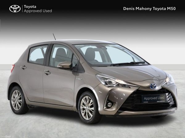 Toyota Yaris Hatchback, Petrol Hybrid, 2020, Bronze