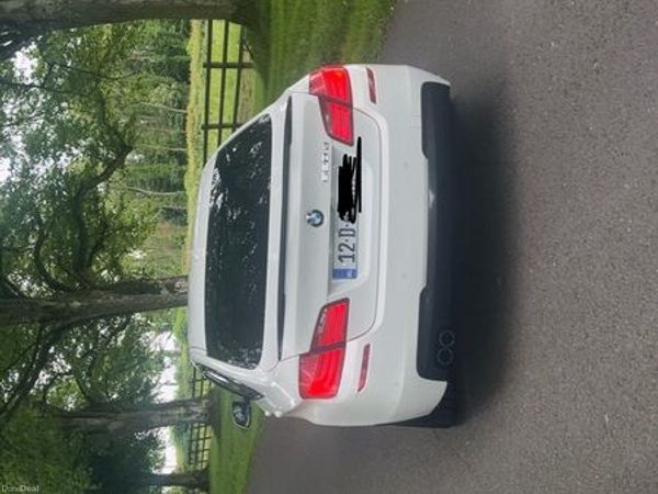 BMW 5-Series Saloon, Diesel, 2012, White
