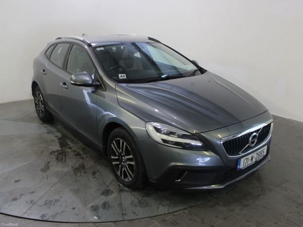 Volvo V40 Hatchback, Diesel, 2017, Grey