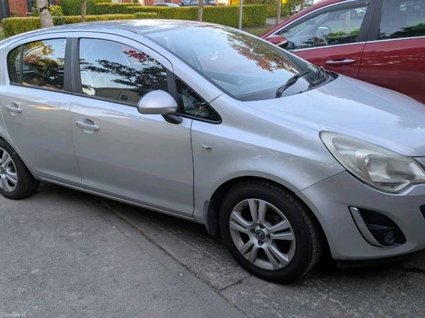 Opel Corsa Hatchback, Diesel, 2011, Silver