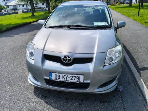 Toyota Auris Hatchback, Petrol, 2008, Silver