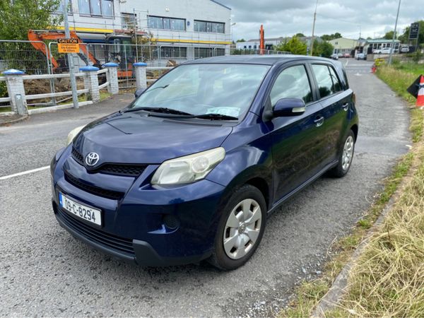 Toyota Urban Cruiser Hatchback, Petrol, 2009, Blue