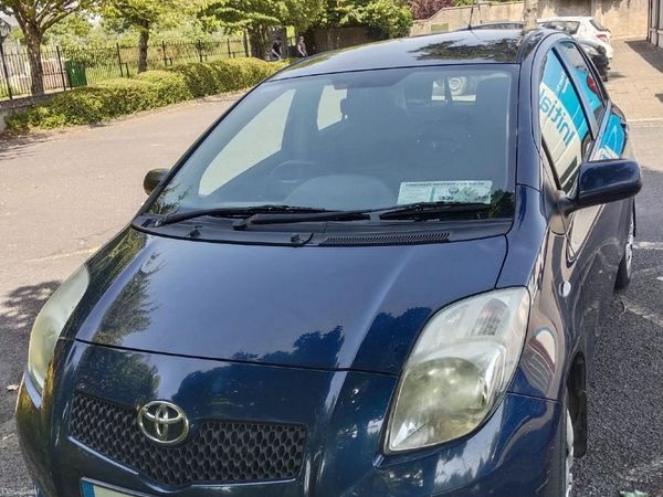 Toyota Yaris Hatchback, Petrol, 2008, Blue