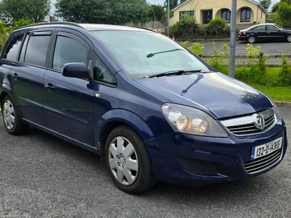 Vauxhall Zafira MPV, Petrol, 2013, Blue