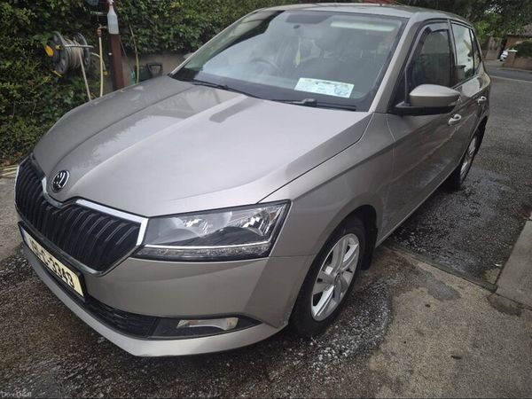 Skoda Fabia Hatchback, Petrol, 2019, Grey