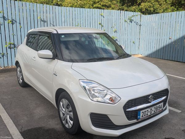Suzuki Swift Hatchback, Petrol Hybrid, 2020, White