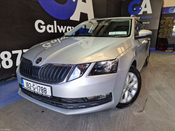Skoda Octavia Estate, Petrol, 2018, Grey