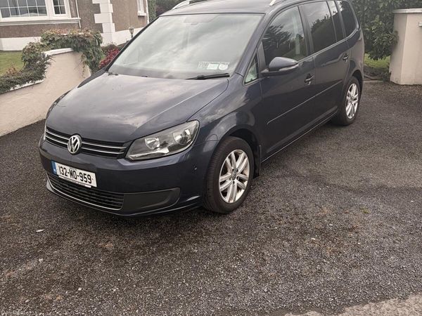 Volkswagen Touran MPV, Diesel, 2013, Blue