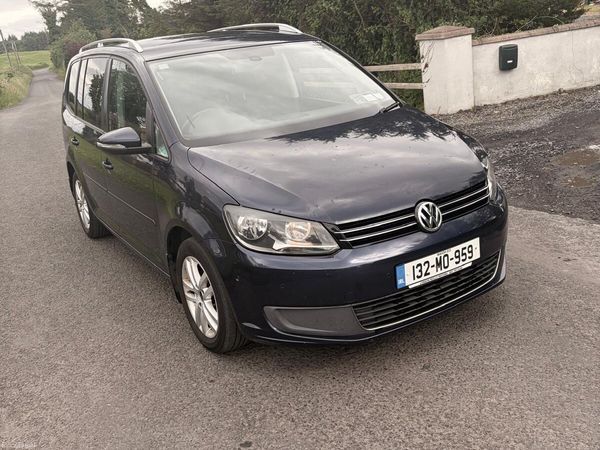 Volkswagen Touran MPV, Diesel, 2013, Blue