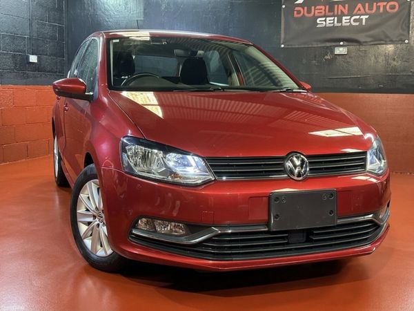 Volkswagen Polo Hatchback, Petrol, 2015, Red
