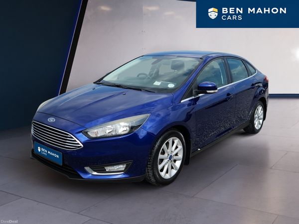 Ford Focus Saloon, Diesel, 2015, Blue