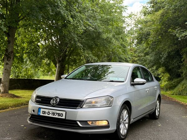 Volkswagen Passat Saloon, Diesel, 2013, Silver