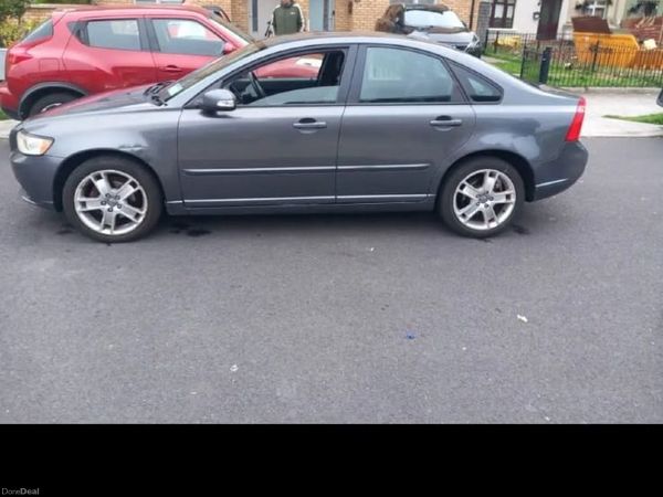 Volvo S40 Saloon, Ethanol Petrol, 2008, Grey
