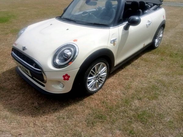 Mini Cooper Convertible, Petrol, 2018, White