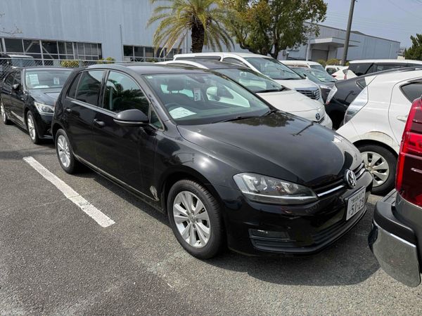 Volkswagen Golf Hatchback, Petrol, 2016, Black