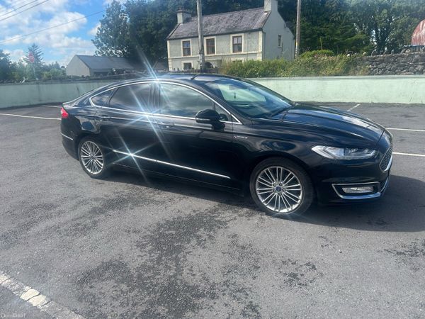Ford Mondeo Hatchback, Diesel, 2018, Black