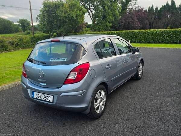 Opel Corsa Hatchback, Petrol, 2008, Silver