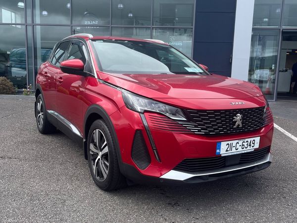 Peugeot 3008 MPV, Diesel, 2021, Red