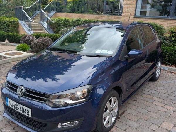 Volkswagen Polo Hatchback, Petrol, 2014, Blue