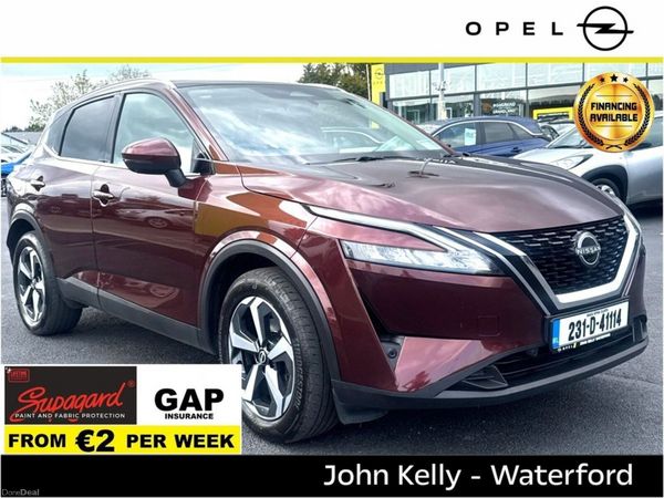 Nissan Qashqai MPV, Petrol Hybrid, 2023, Red
