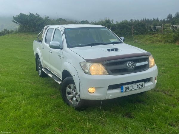 Toyota Hilux Crew Cab, Diesel, 2009, White
