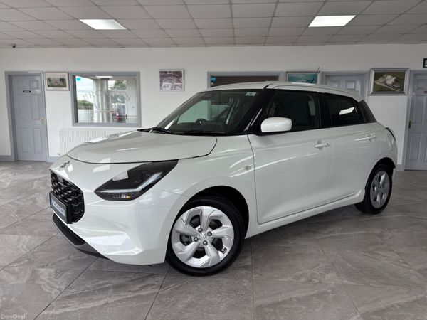 Suzuki Swift Hatchback, Petrol Hybrid, 2026, White
