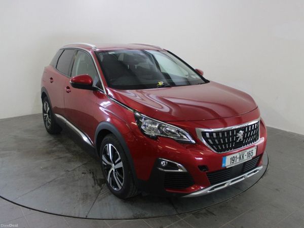 Peugeot 3008 MPV, Diesel, 2019, Red