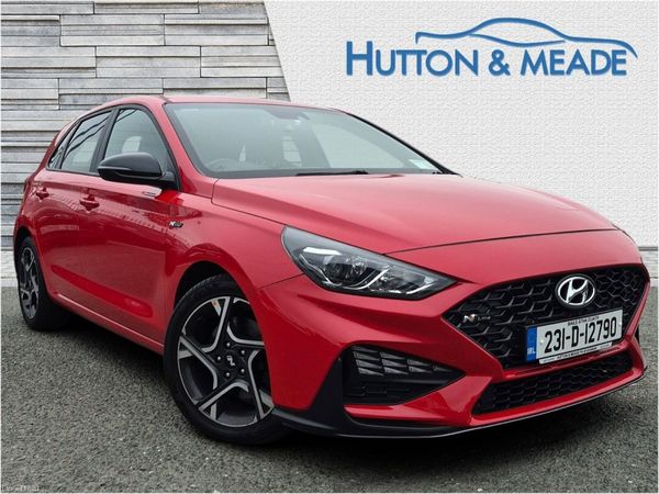Hyundai i30 Hatchback, Petrol, 2023, Red