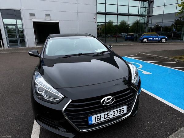 Hyundai i40 Saloon, Diesel, 2016, Black
