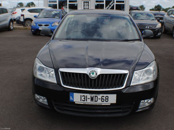Skoda Octavia Saloon, Diesel, 2013, Black